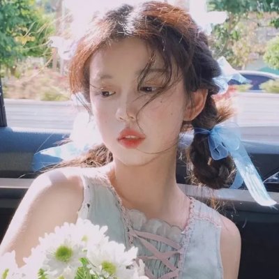 深红之名封面